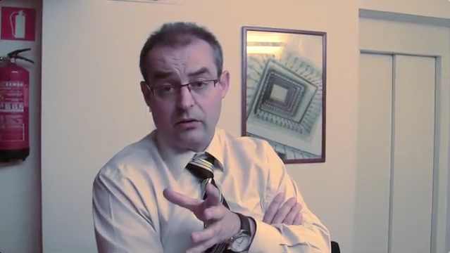 Reestructuración sector financiero. TIC. Tarjeta profesionales