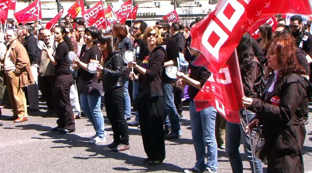 Frente a la crisis. Elecciones Allianz. TIC. Contratos temporales